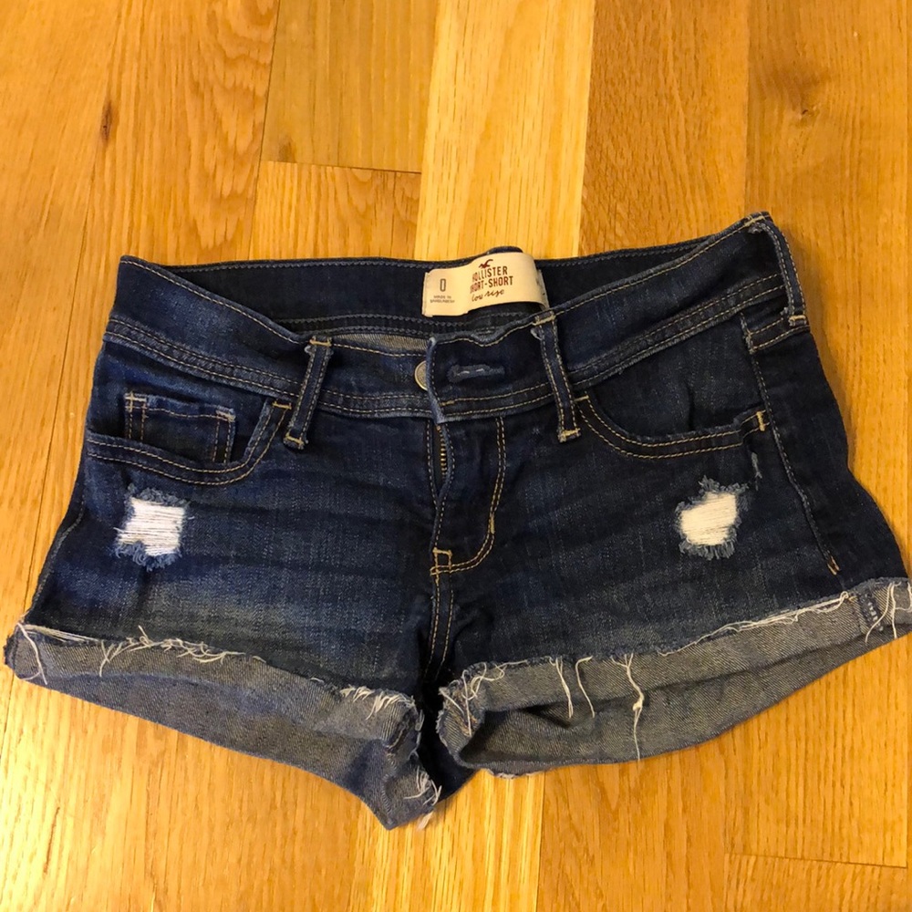 SUMMER FLASH SALE - Hollister Jean shorts